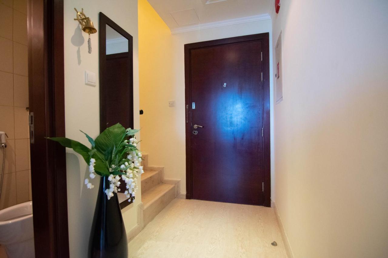 Lux Bnb I X1 Tower I Golf Course & Sea Views Dubai Exterior photo