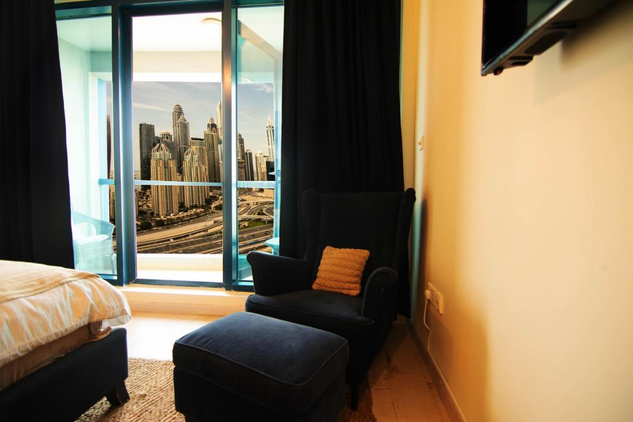 Lux Bnb I X1 Tower I Golf Course & Sea Views Dubai Exterior photo